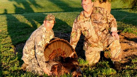 Wild Turkey Hunting - Lily Pond Creek Hunting Lodge