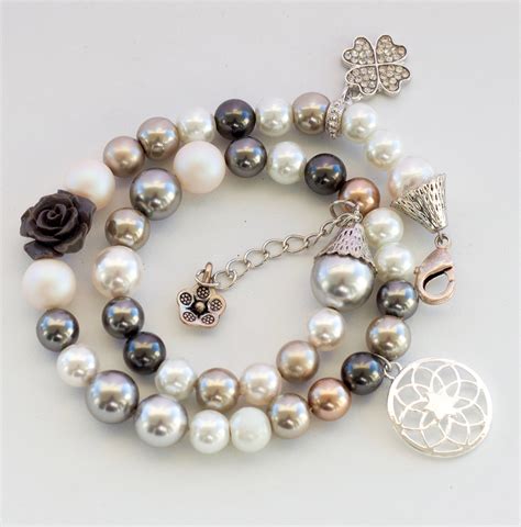 Pearl bracelet - RzJewelryDesign