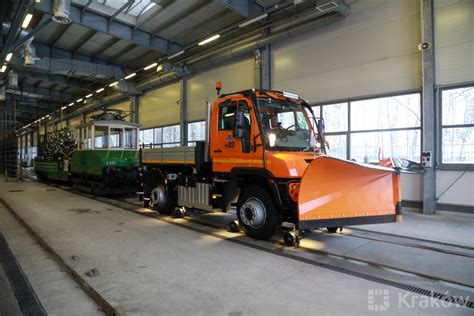 Mpk Pozyska O Wielofunkcyjny Pojazd Techniczny Unimog Magiczny Krak W