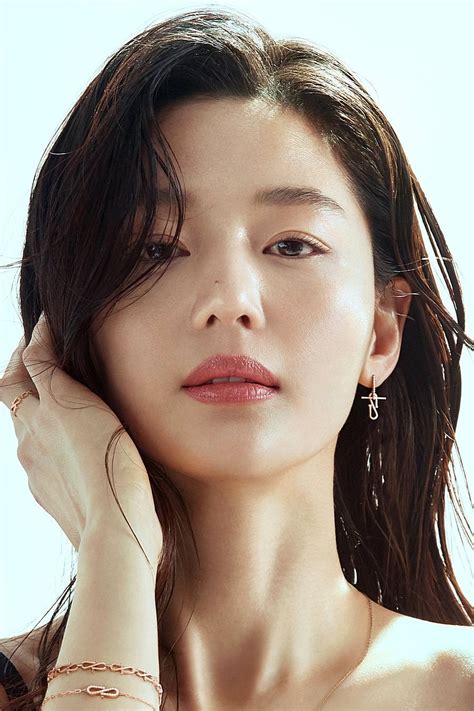 Jun Ji-hyun - Profile Images — The Movie Database (TMDB)