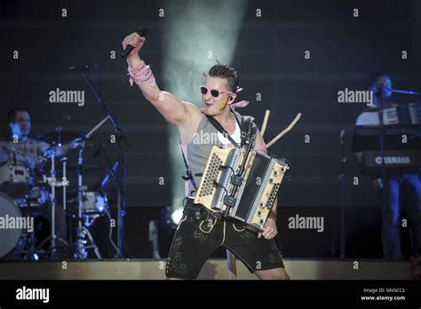 Andreas Gabalier In M Nchen Stockfotografie Alamy