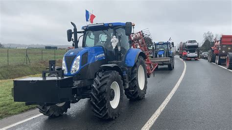 CARTE Agriculteurs en colère ronds points occupés autoroutes