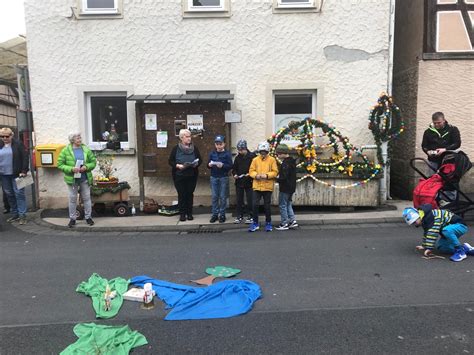 Von Gr Ndonnerstag Bis Ostermontag Familien Folgten Den Weg Jesu