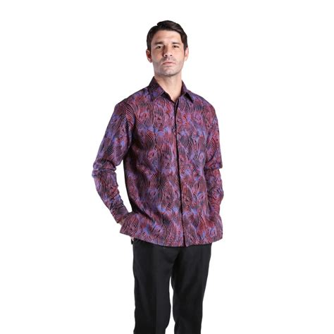 8 Rekomendasi Baju Batik Pria Elegan Saat Acara Formal