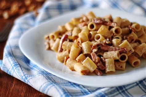 Pasta Noci E Speck Ilpugliesechecucina