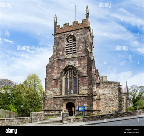 Bangor Cathedral, Bangor, Gwynedd, Wales, UK Stock Photo - Alamy