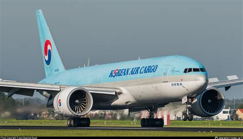 HL8251 Korean Air Boeing 777 FB5 Photo By Jean Baptiste Rouer ID