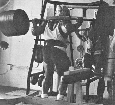 Tom Platz Workout: Full-Body Ultimate Guide - The Barbell