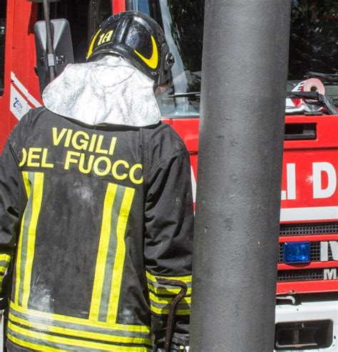 Vasto Incendio A Frisa In Fumo 5 Ettari Di Vegetazione Abruzzo Speciale