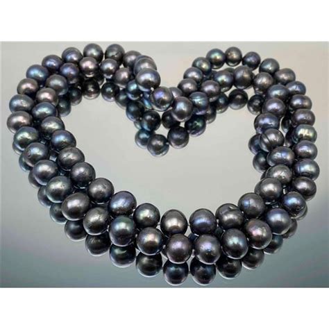 Black Pearl Necklace