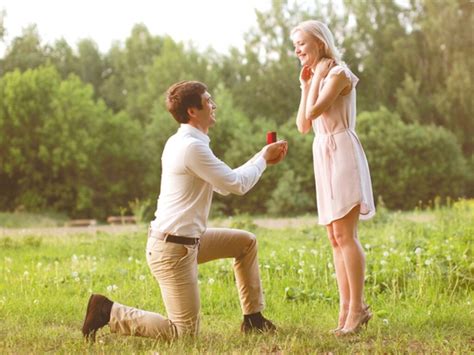 Wedding Proposals How To Ask Someone To Marry You The Courier Mail