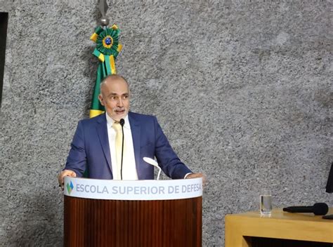 ESD realiza cerimônia de abertura do Mestrado em Segurança