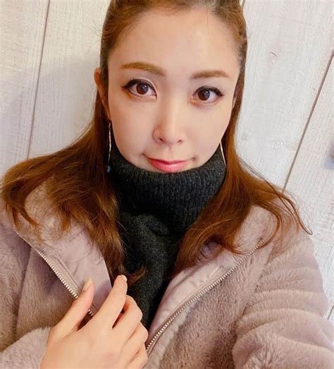 長谷川朋美さんのインスタグラム写真 長谷川朋美instagram「ハワイ＆アラスカで色んな体験しすぎて、その前の日本の記憶がぽっかり😂