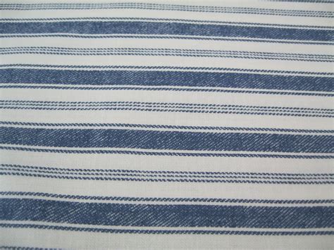 Blue And White Stripe Patterned Fabric Fat Quarter