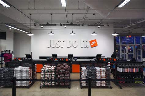 Nike's First East Coast Community Store Opens in Washington, D.C ...