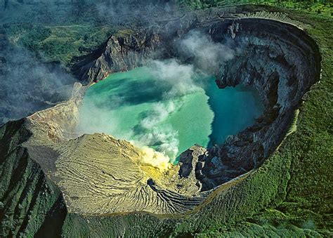 Banyuwangi Ijen Crater | Banyuwangisun