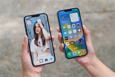 So Sánh Iphone 14 Plus Vs Iphone 13 Pro Max Chọn Con Tim Hay Nghe Theo