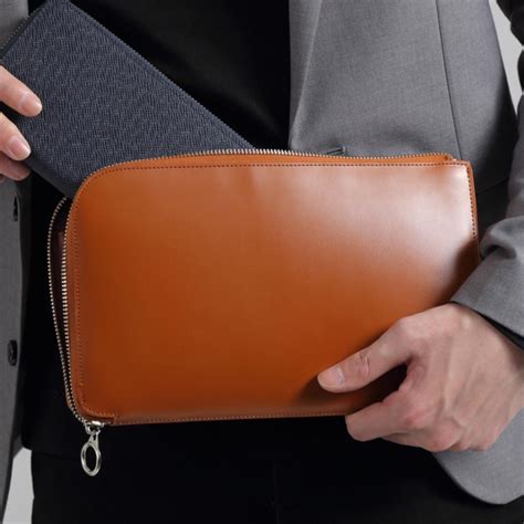 クラッチバッグ メンズ 本革 セカンドバッグ 小さめ カーボンレザー Clutchbag 8財布バッグ メンズレディース Mura