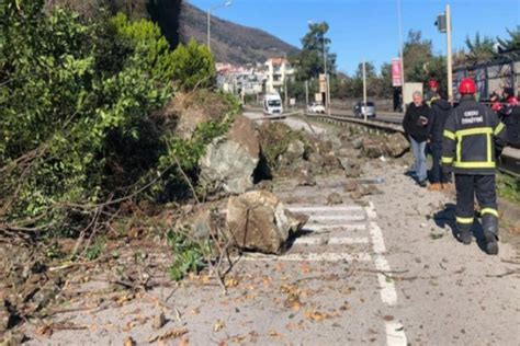 Karadeniz Sahil Yolu Nda Heyelan Bursa Hakimiyet