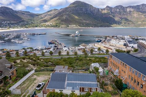 Hout Bay Harbour Property : Property and houses for sale in Hout Bay ...