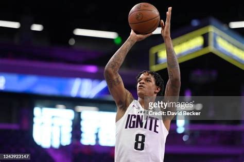 Shareef Oneal Photos And Premium High Res Pictures Getty Images