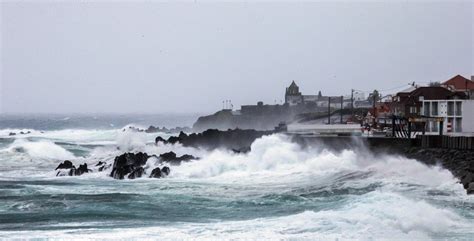 Ilhas do grupo central dos Açores sob aviso amarelo devido a chuva