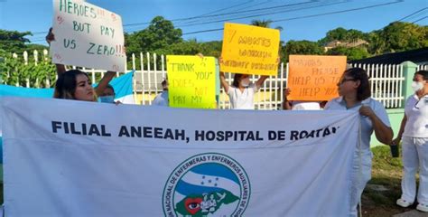 Enfermeras Realizan Protesta Por Falta De Pago En Islas De La Bahía