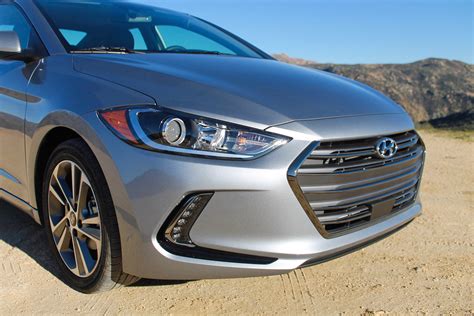 2017 Hyundai Elantra First Drive Review Pictures Specs Performance