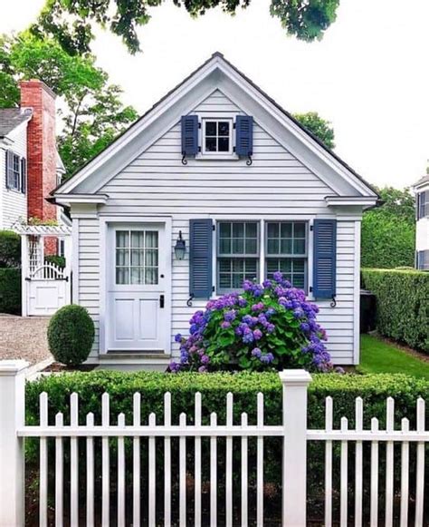 32 White Picket Fence Ideas for 2019 - A Nest With A Yard