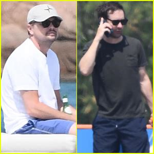 Leonardo DiCaprio & Tobey Maguire Vacation with Friends in Italy | Leonardo DiCaprio, Tobey ...