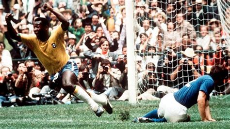 sejarah sepak bola mulai  penemu sampai menjadi olahraga