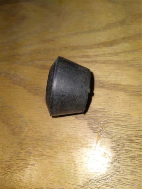 Crouse Hinds BUSH96 Neoprene CGB Cable Gland Bushing 0 625 0 750 For