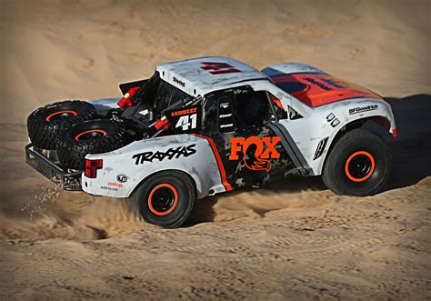 Traxxas Unlimited Desert Racer | The Coolector