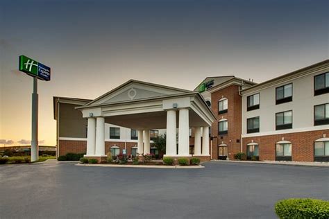 THE 5 BEST Hotels in Morris, IL for 2021 (from $56) - Tripadvisor