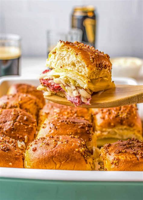 Reuben Sliders Tornadough Alli Recipe In 2021 Reuben Sliders