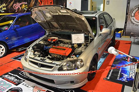 Honda Civic Exhibited At Pasays Th Trans Sport Show In The