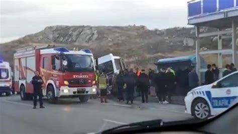 Ankara Samsun Yolunda Trafik Kazas Otomobil Midib S Ve Ekiciye Arpt