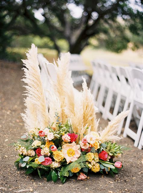 Trending 20 Coolest Ideas To Feature Pampas Grass In Your Wedding