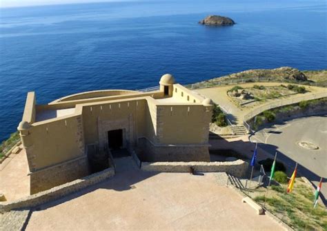 La Geoda De Pulp Y El Castillo De San Juan De Los Terreros Premio