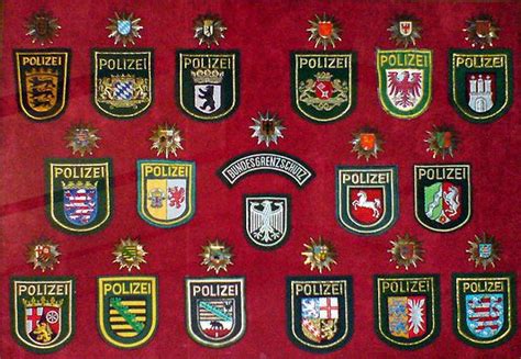 Polizei badges in Germany (police badges) | Police, Insignes