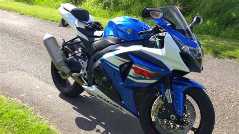 Essai moto Suzuki GSXR 1000 2013 ça pousse