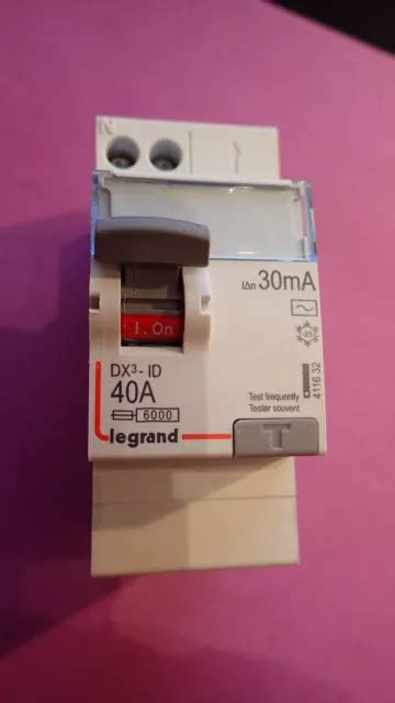 LEGRAND 411632 Interrupteur Différentiel 40A 30Ma 2P Type AC Vis Auto