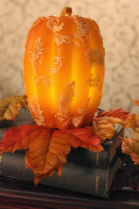 Joyously Living Life: Great Lighted Pumpkin Decor