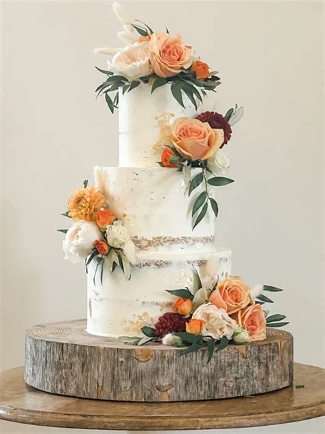 Semi Naked Cakes Luxury Wedding Cakes In Oxfordshire Gloucestershire