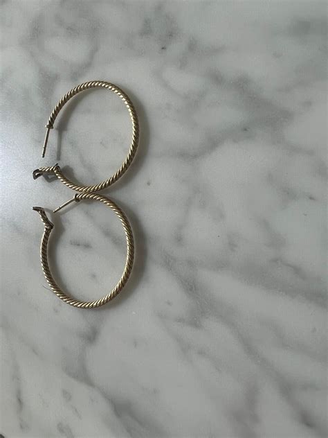 David Yurman 18K Yellow Gold Sculpted Cable Hoop Earr Gem