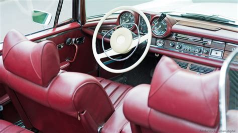 Kopfst Tze Nachr Sten Beim Mercedes W Sjs Carstyling Oldtimer Magazin