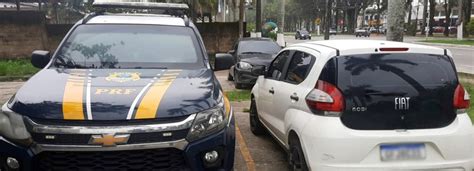 Carro furtado em São Gonçalo é recuperado na Rodovia Rio Santos