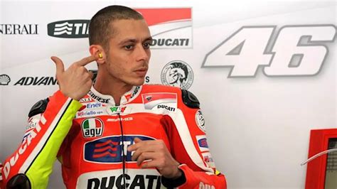 Motogp Bos Ducati Ungkap Perbedaan Rekrut Rossi Dan Marc Marquez