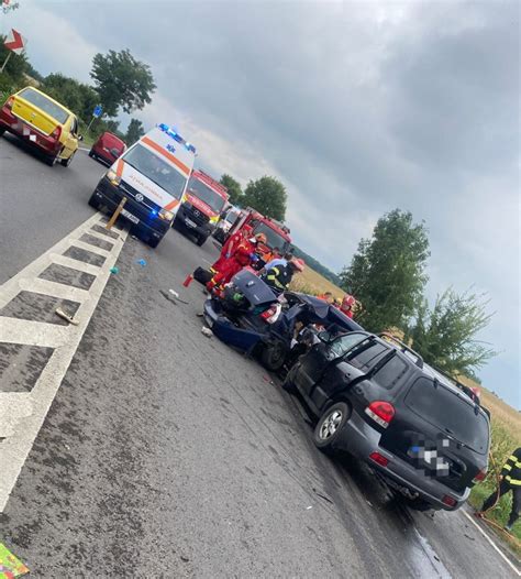 Accident Rutier Grav Pe Dn Persoane Au Murit Iar Alte Au Fost