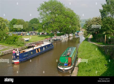 Macclesfield Canal at Marple, Cheshire Stock Photo - Alamy